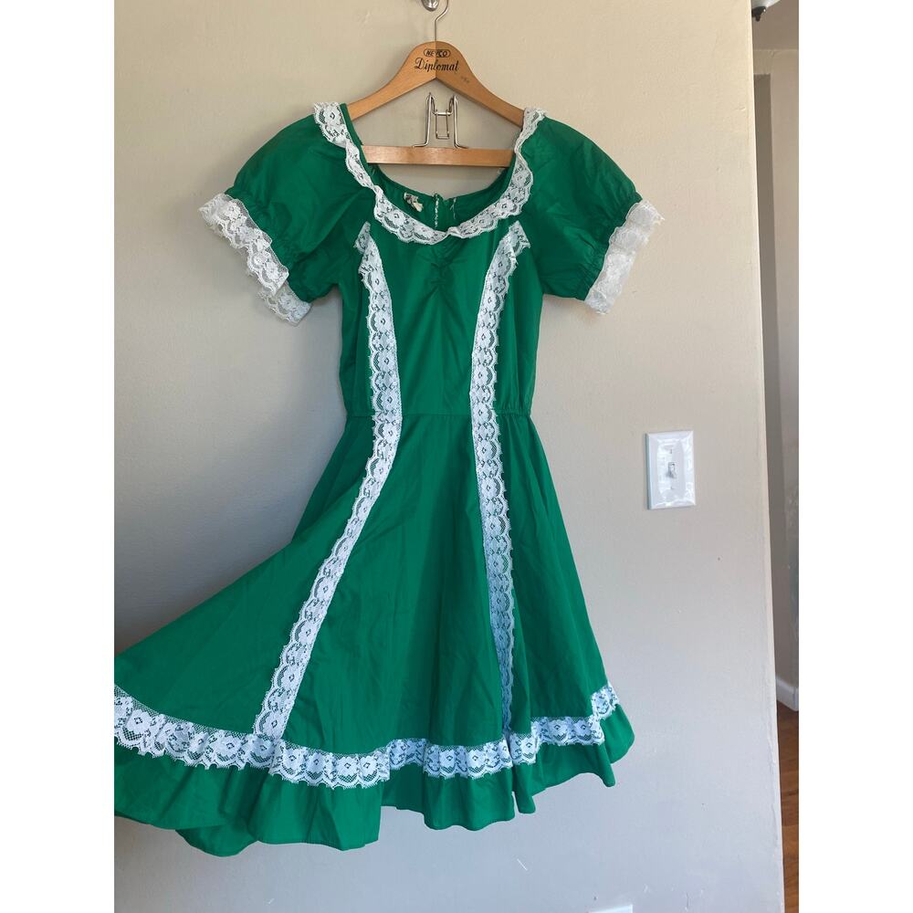EUC Vintage Square Dancing Dress Kelly Green White Lace Trim Size Small Medium